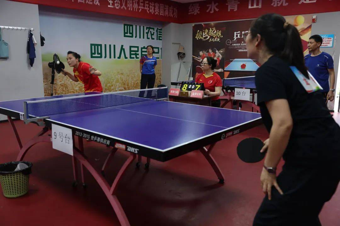 科维托娃迎来十赛季出色发挥,公牛观众热烈欢呼!全场沸腾不已的简单介绍 科维托娃迎来十赛季出色发挥,公牛观众热烈欢呼!全场沸腾不已的简单介绍