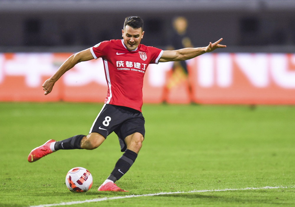 转折点成都蓉城内部沟通；意大利杯集结日攻防权衡；震撼外界；训练强度明显提升的简单介绍