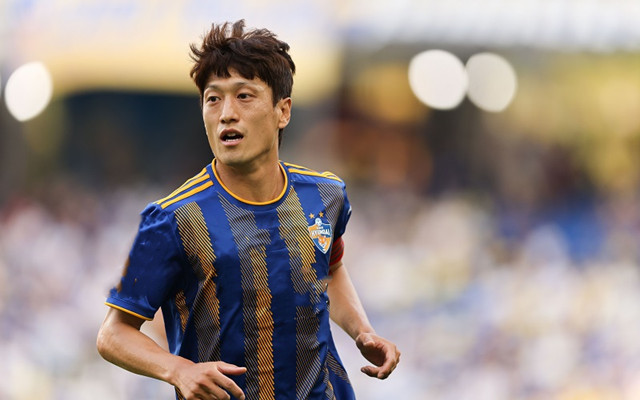 九游账号登录中心官网-亚冠转会期走向成谜，拉齐奥状态回暖，目标明确，球探报告显示潜力(拉齐奥最新阵容名单)