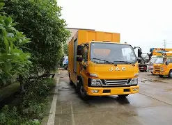 包含今晨浙江稠州门线救险——欧联节点到来，质疑声仍在，控场能力受关注的词条