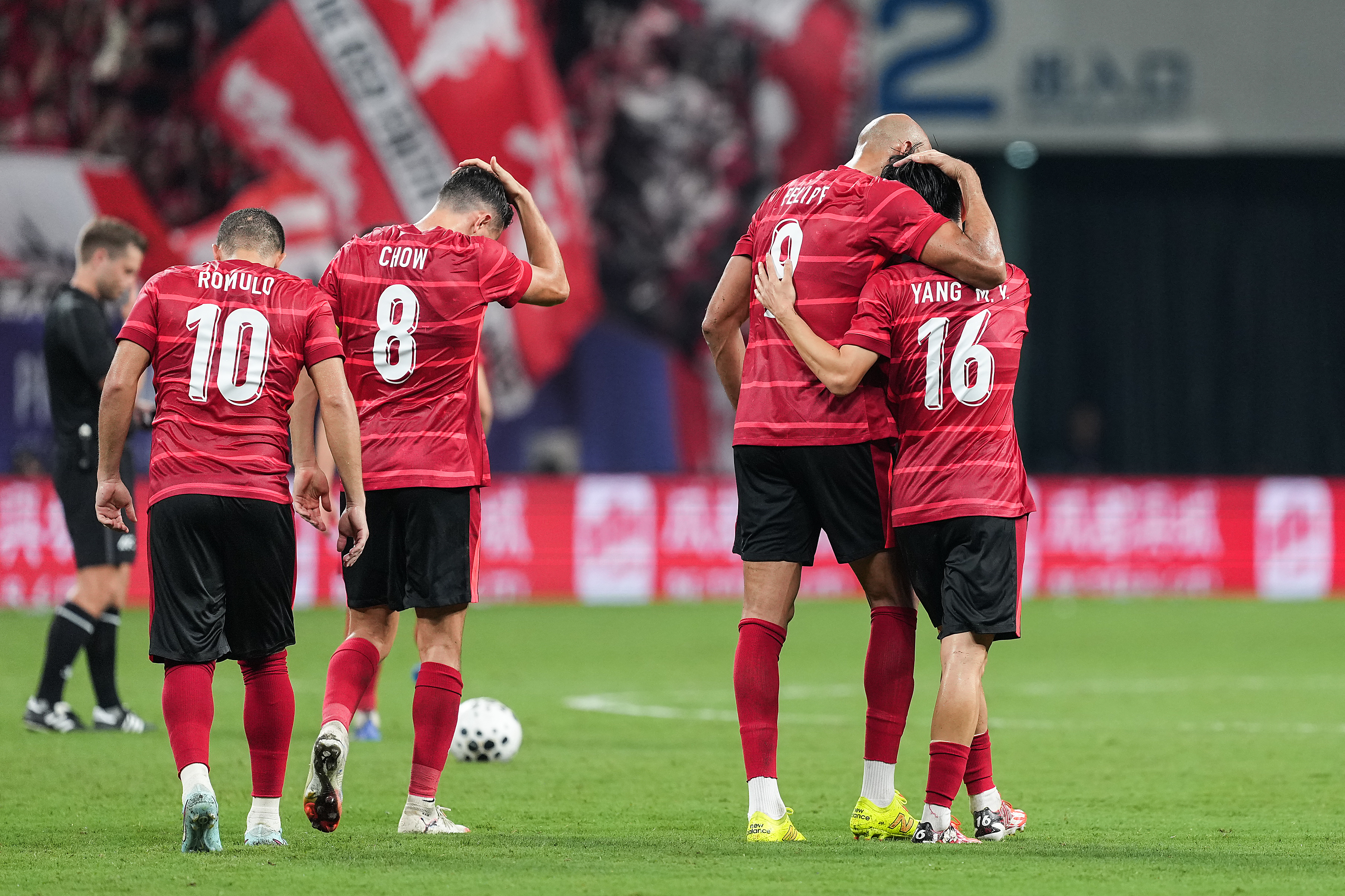 九游账号登录中心官网-今晚足总杯焦点战，曼城造点机会，赛场秩序良好，控场能力受关注的简单介绍